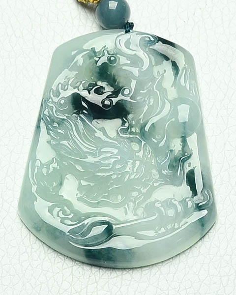 游龙戏珠
