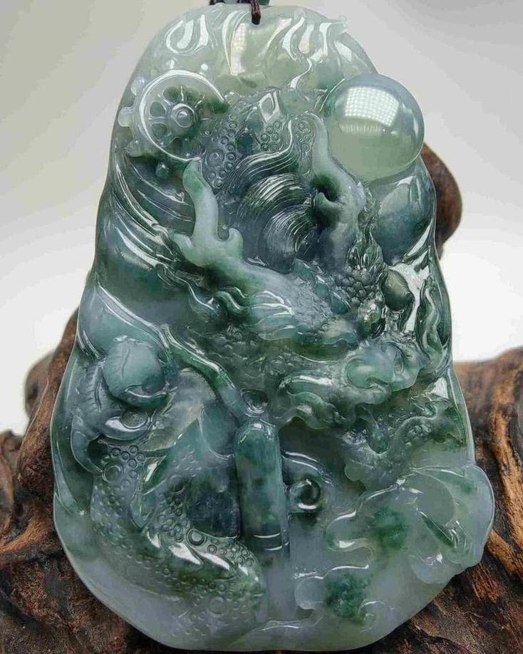 龙行天下