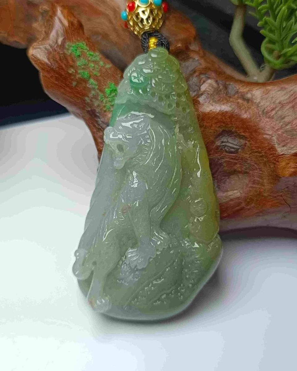虎虎生威