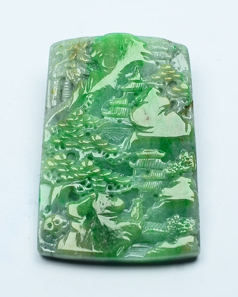 翠绿青山