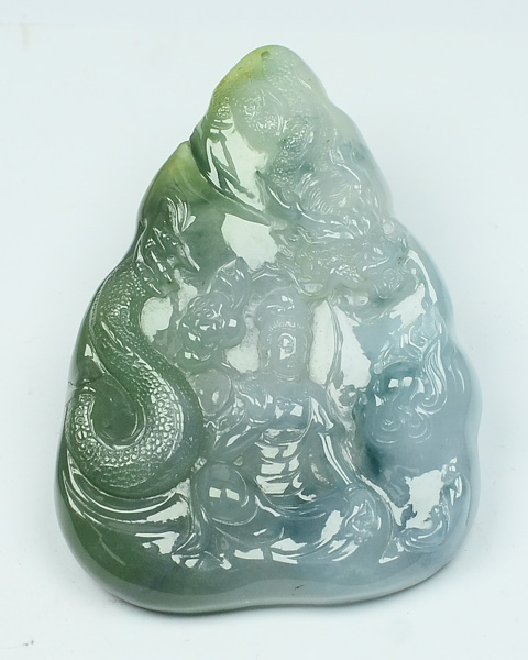 神龙护主