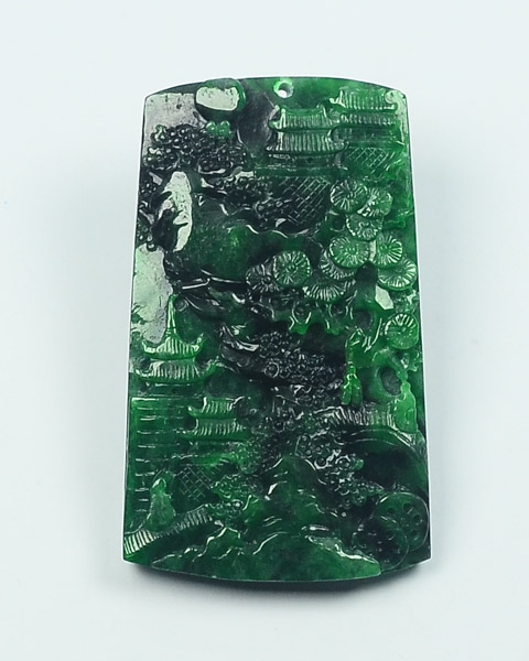 翠绿青山