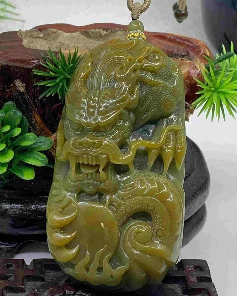 龙行天下