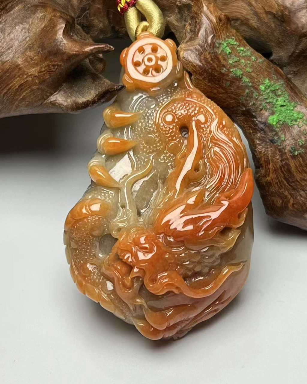 龙行天下