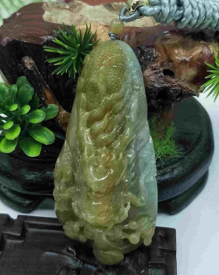 龙行天下