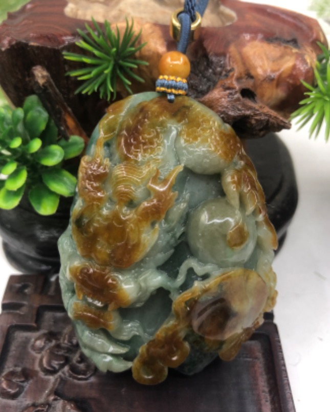 龙行天下
