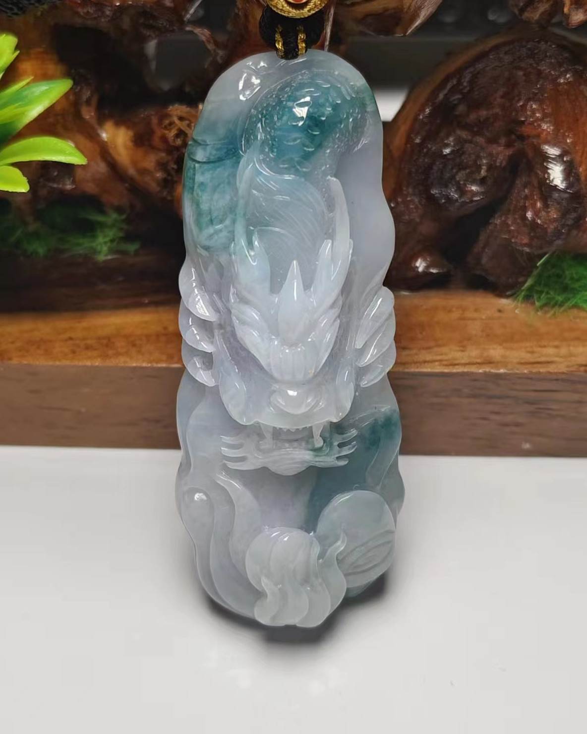 龙行天下