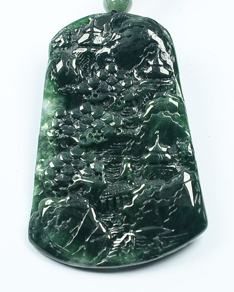 翠绿青山