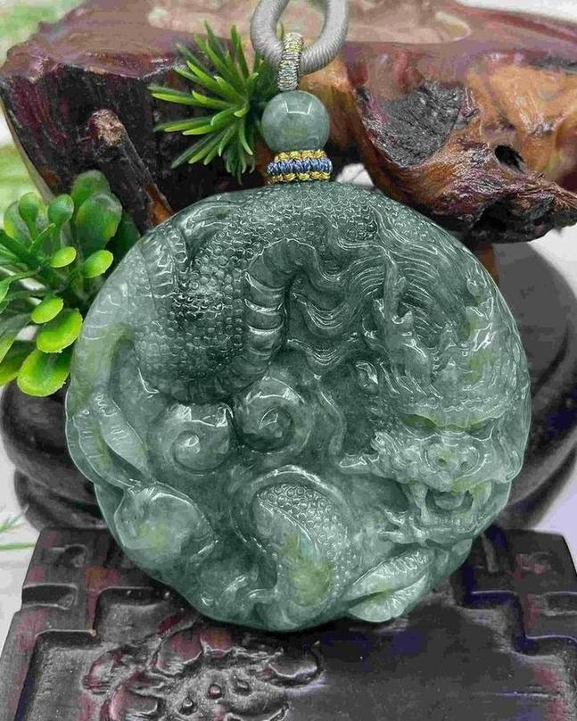 龙行天下