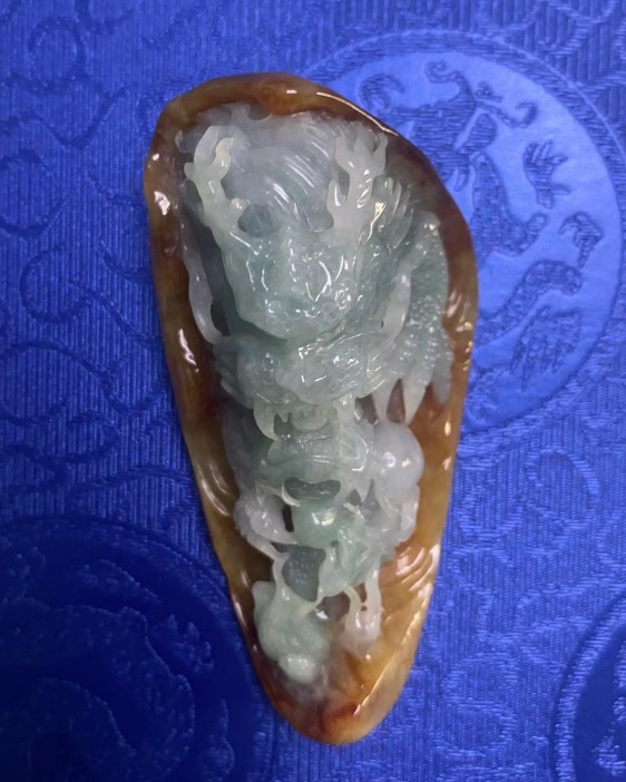 龙行天下