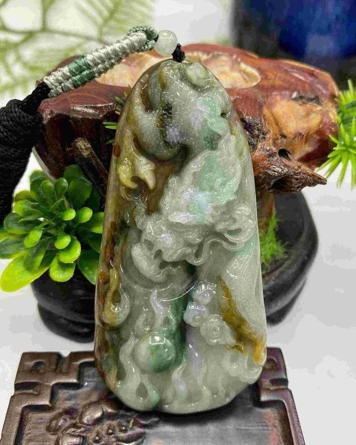 龙行天下