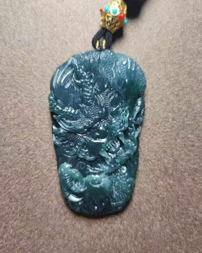 龙行天下