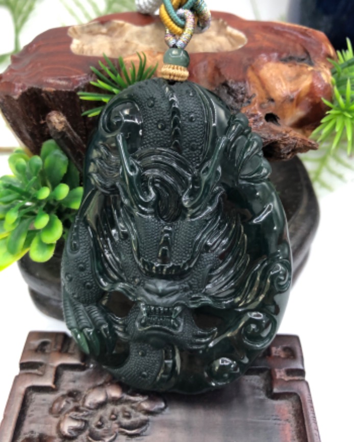 龙行天下