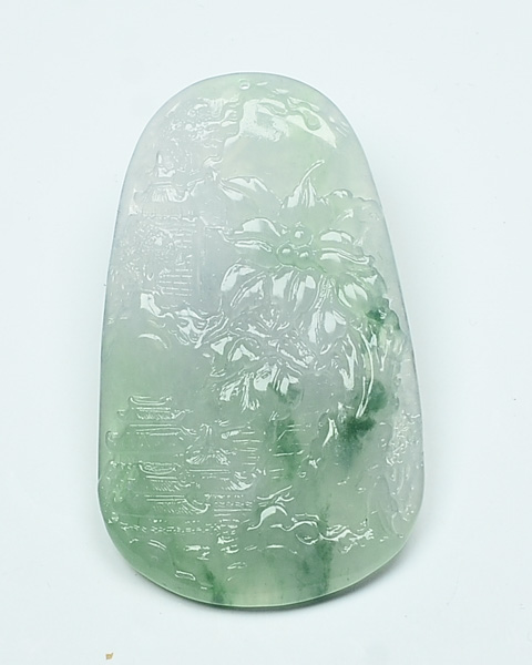 翠绿青山