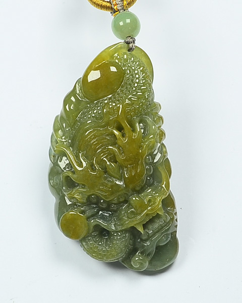 龙行天下