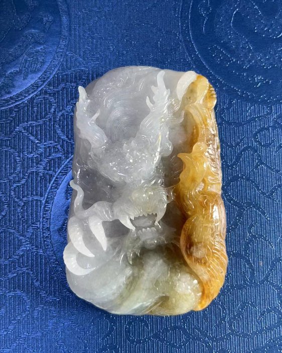 龙行天下
