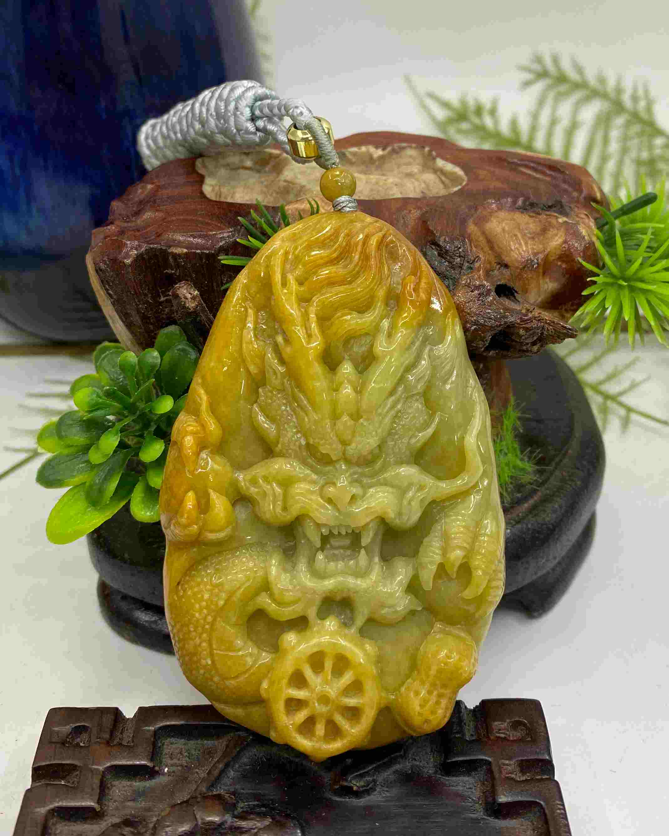 龙行天下