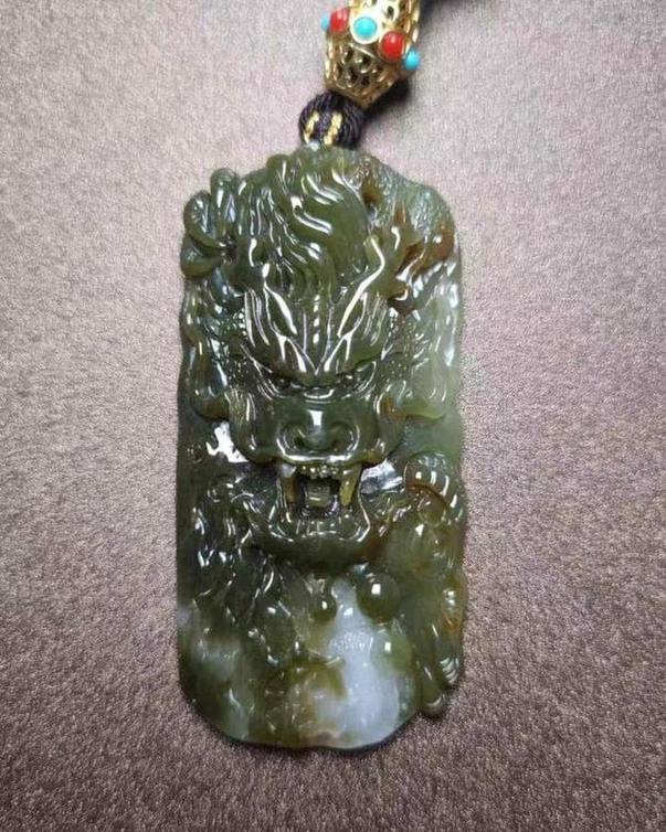 龙行天下