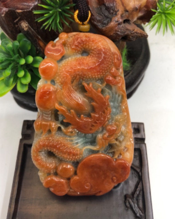 龙行天下