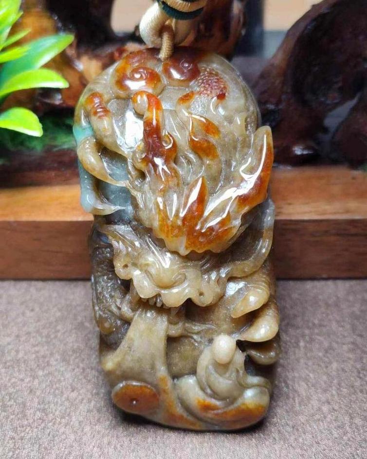 神龙护主