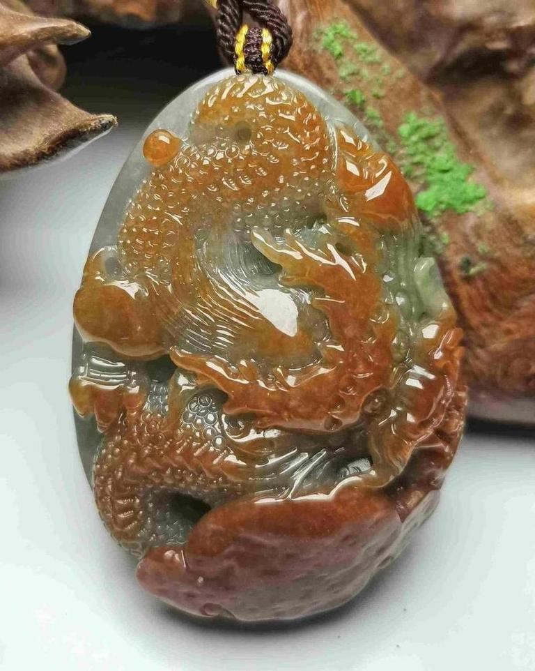 龙腾四海