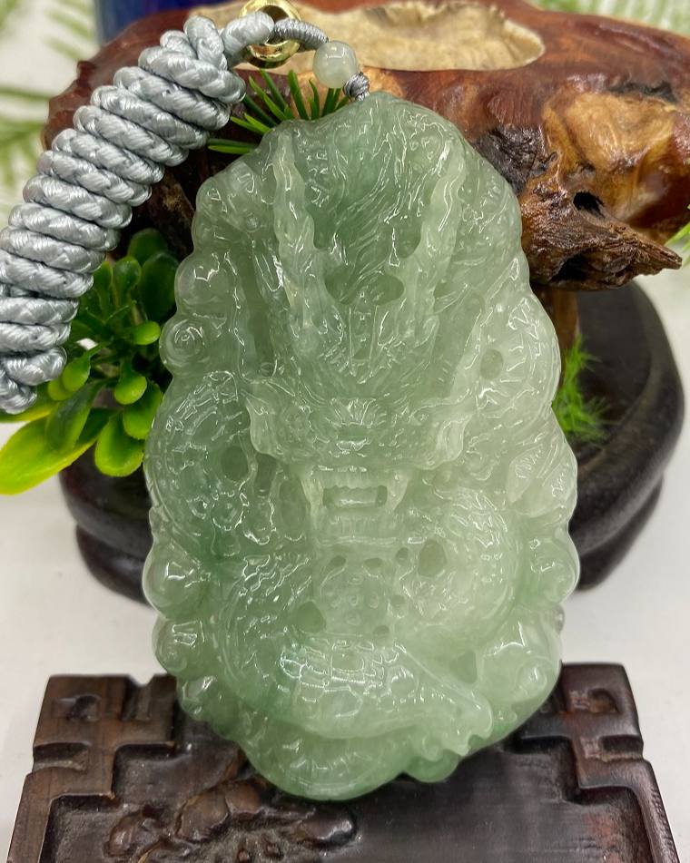 龙行天下