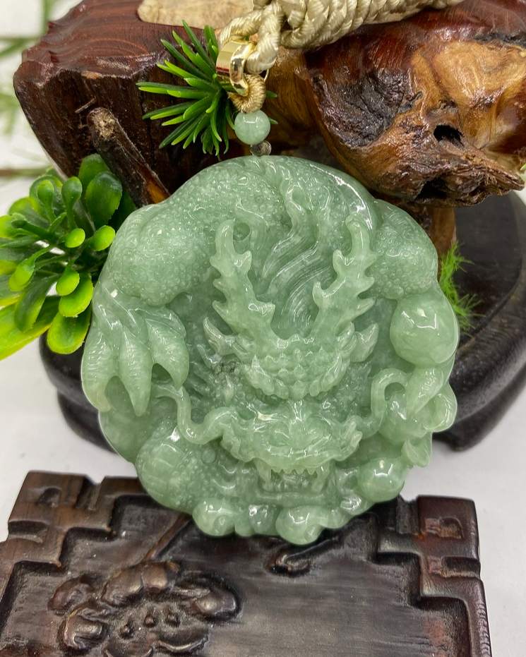 龙行天下