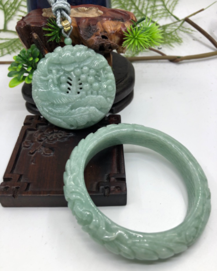 凤穿牡丹