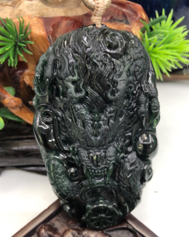 龙行天下