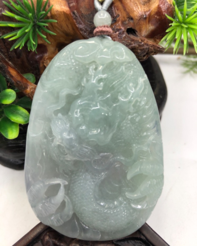龙行天下