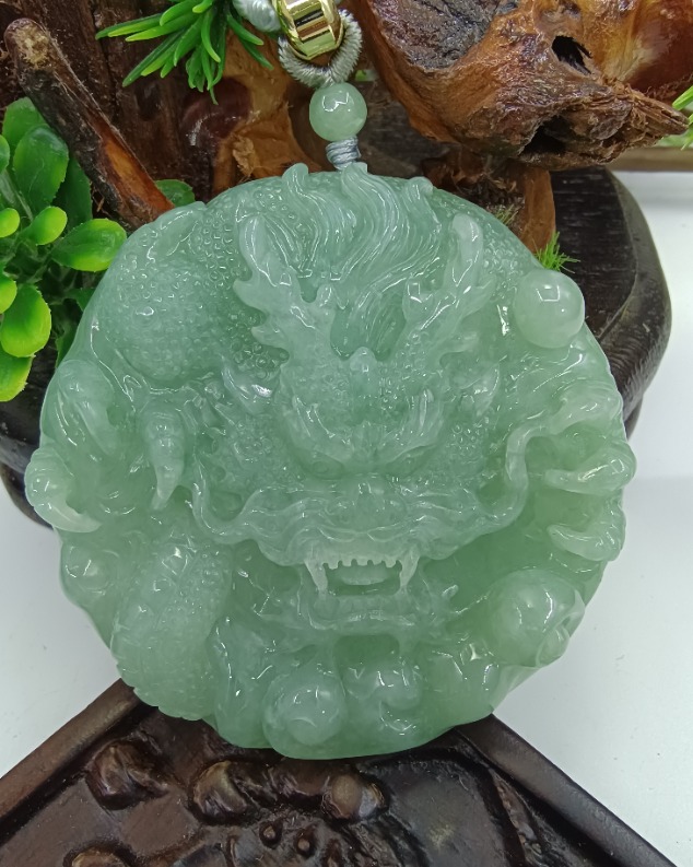 龙行天下