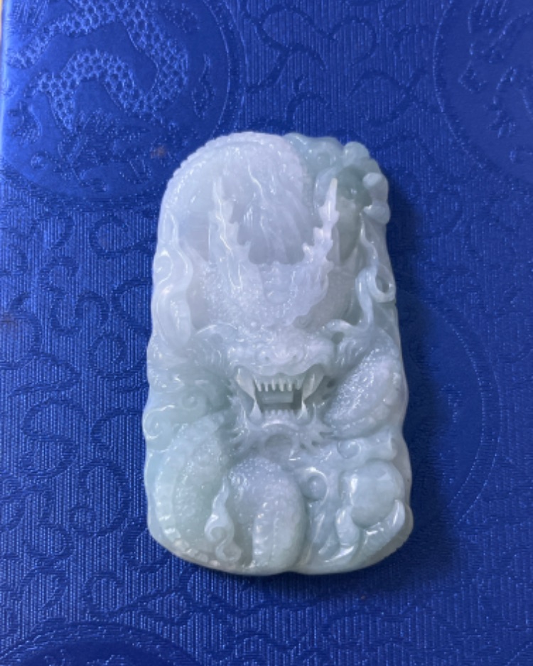 龙行天下