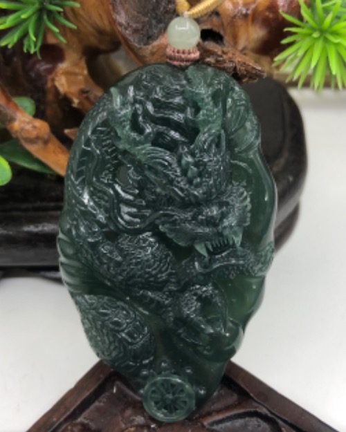 龙行天下