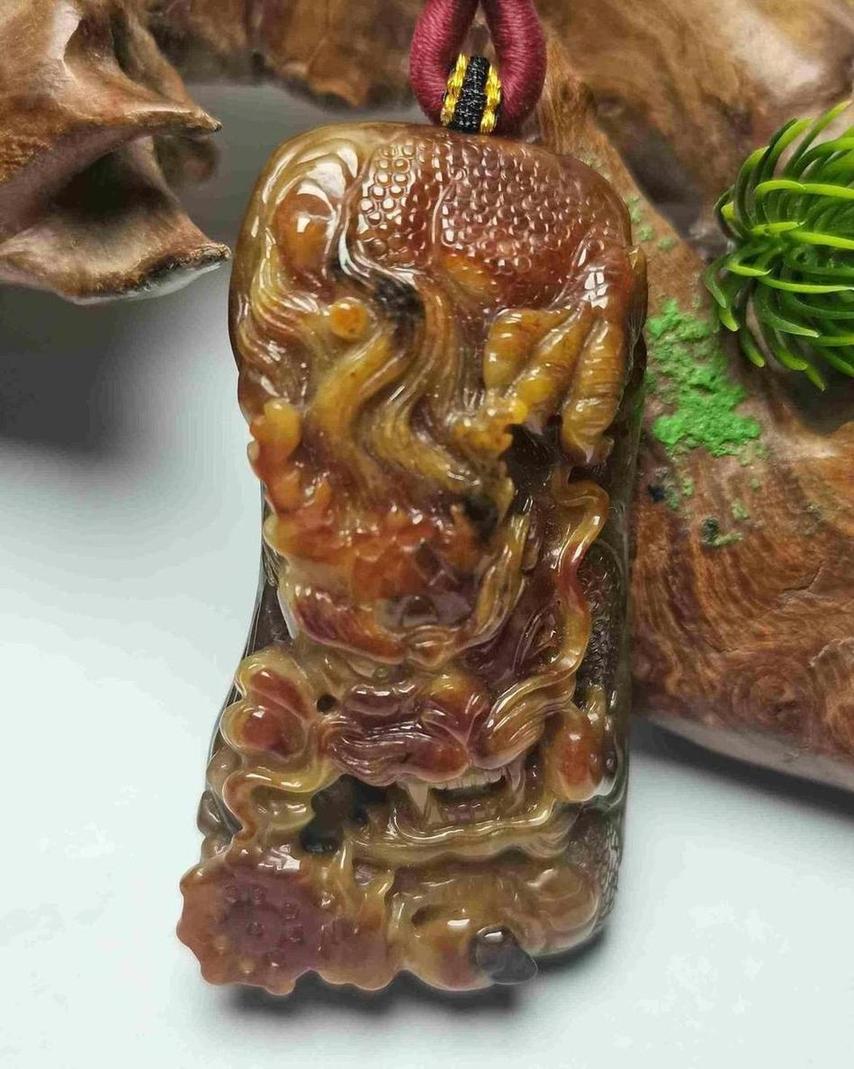 龙行天下