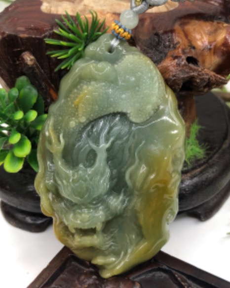 龙行天下