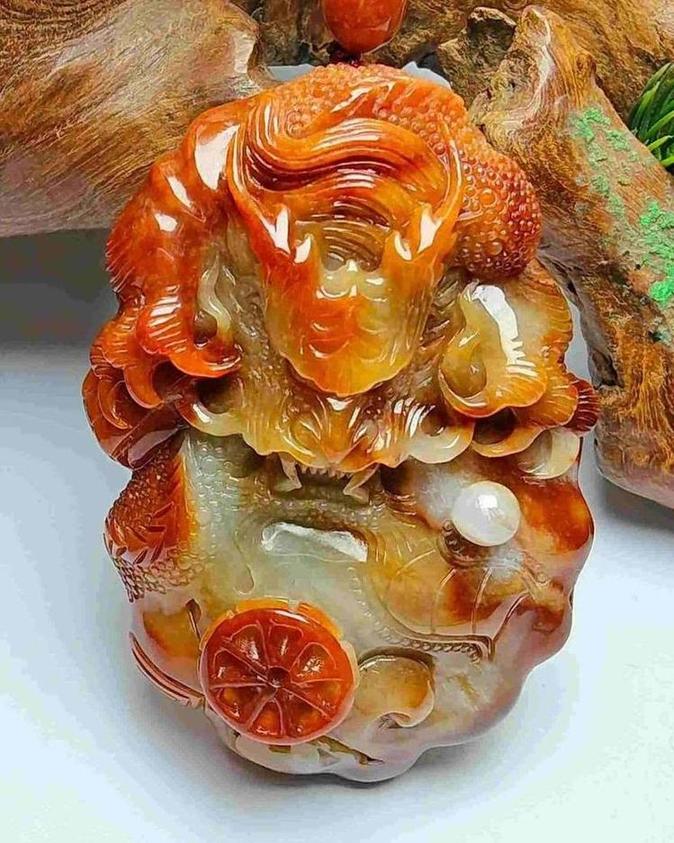 龙行天下