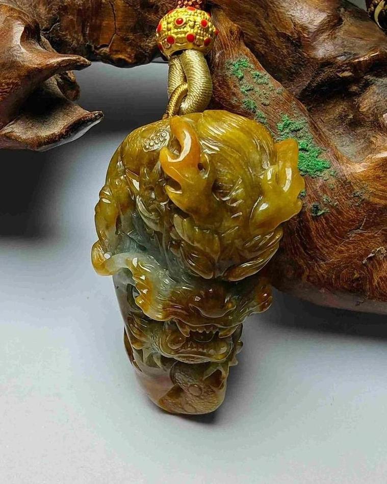 龙行天下