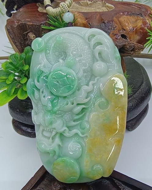 龙行天下