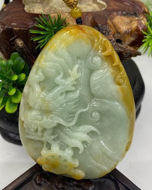龙行天下