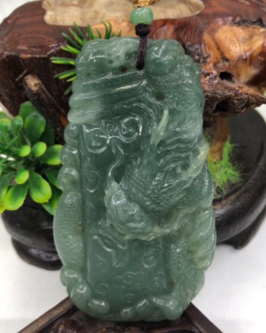 龙行天下