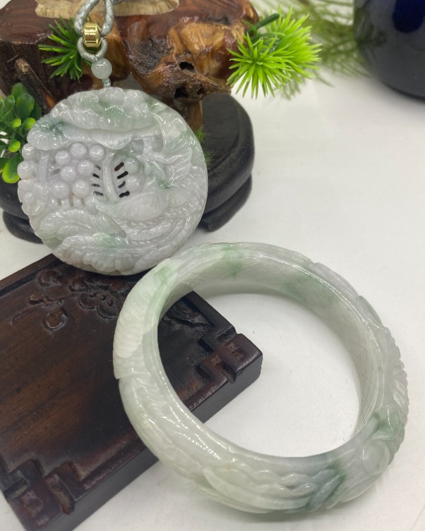 凤穿牡丹