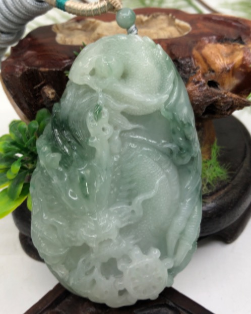 龙行天下