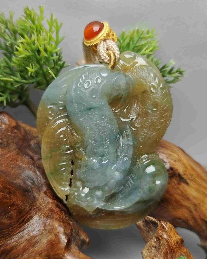 龙行天下