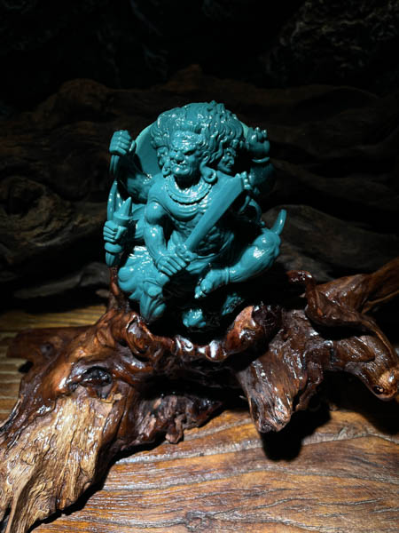三头六臂大黑天神