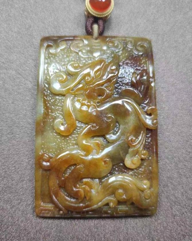 神龙护主