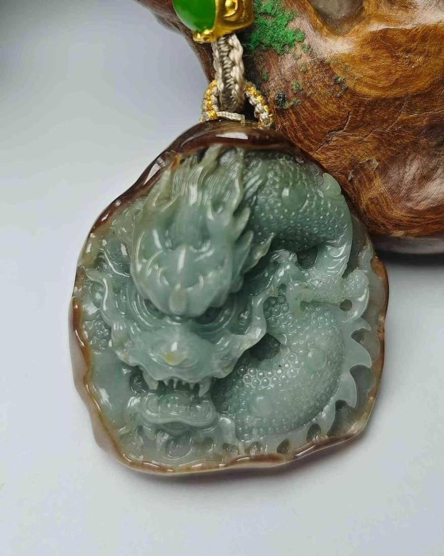 龙行天下