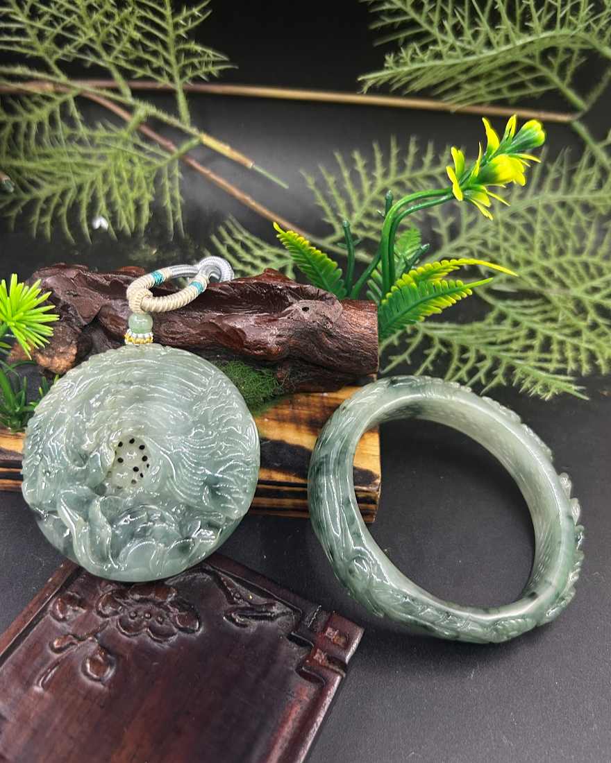 凤穿牡丹