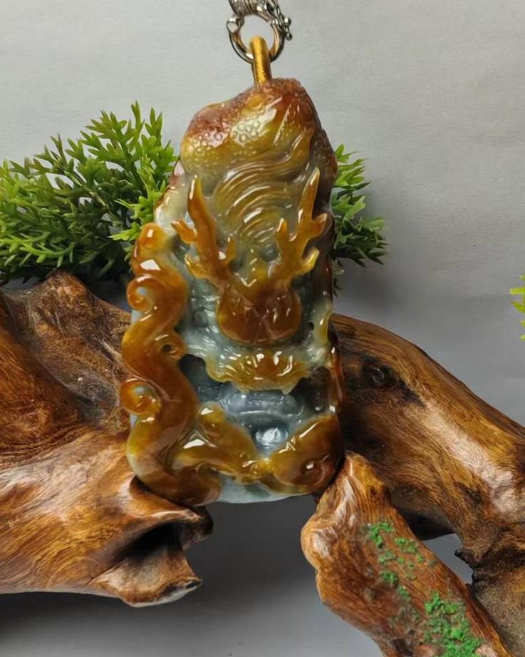 龙行天下