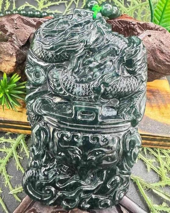 龙行天下