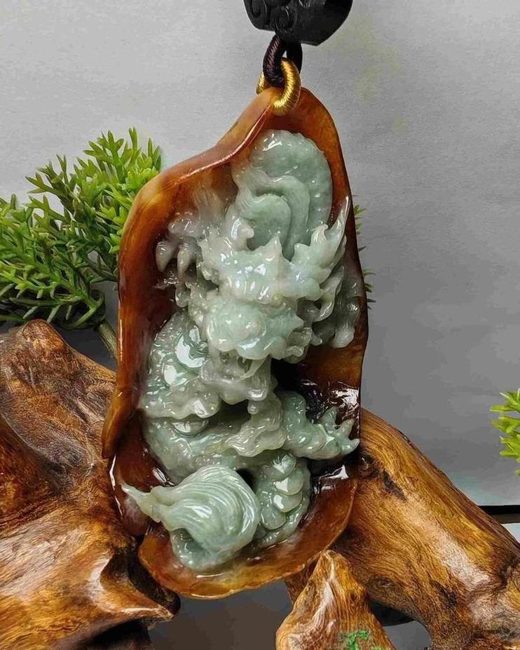 龙行天下